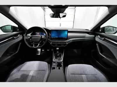 Skoda Octavia Octavia Combi 1.5 TSI Selection, Navi, Park A., (2025) - Foto 7