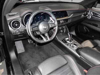 Alfa-Romeo Stelvio (2023) - Photo 4