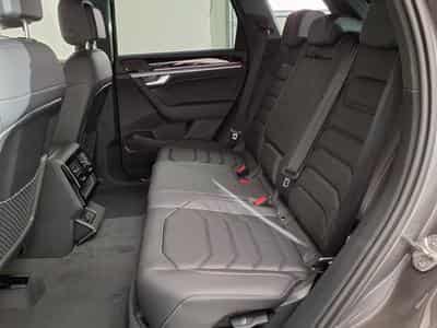 VW Touareg R-Line 3.0 TDI 8-Gang-Automatik 4MOTION (2026) - Foto 10