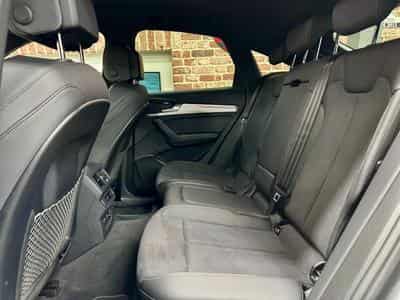 Audi Q5 Q5 SB 40 TDi 2.0 204cv Auto QUATTRO S-LINE intérieur (2023) - Foto 6