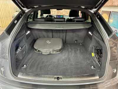 Audi Q5 Q5 SB 50 TFSi e 2.0 265cv Auto QUATTRO S-LINE intérieur (2023) - Foto 7