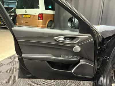 Alfa-Romeo Giulia Giulia Veloce (2019) - Foto 15