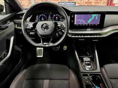 Skoda Octavia Octavia RS Combi 2.0 TSi 245cv Auto (2023) - Foto 4