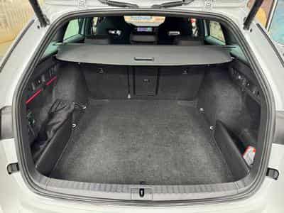 Skoda Octavia Octavia RS Combi 2.0 TSi 245cv Auto (2023) - Foto 7