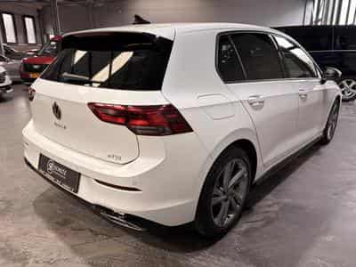 VW Golf 1.5 eTSI R-Line 150HP AUTO (2021) - Foto 1