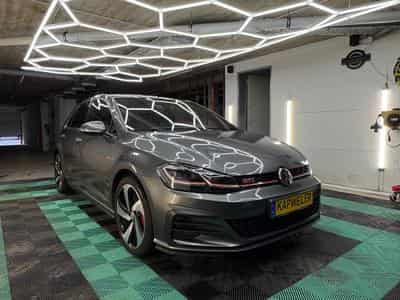 VW Golf GTI PERFORMANCE 2.0 TSI 180 KW DSG (2019) - Photo 2