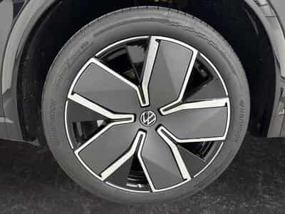 VW Tiguan R-Line Edition 2.0 (2025) - Photo 11