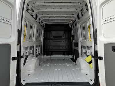 VW Crafter Kasten 35 mittellang Hochdach FWD (2026) - Foto 8
