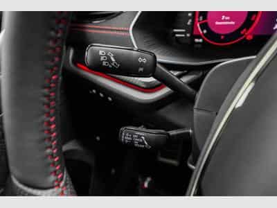 Skoda Octavia Kombi 2,0 TSI (2025) - Foto 10