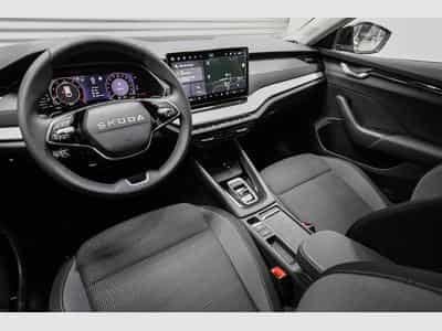 Skoda Octavia Kombi 1,5 eTSI (2025) - Foto 6