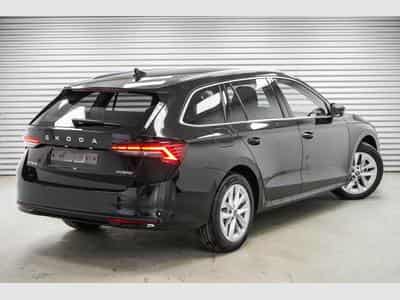 Skoda Octavia Kombi 1,5 eTSI (2025) - Foto 2