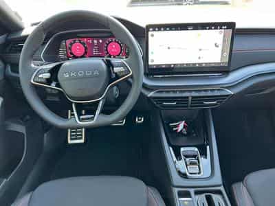 Skoda Octavia RS (2026) - Photo 10