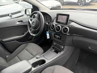 Mercedes B 180 1.8 CDI  AUTO 110CV (2013) - Foto 10