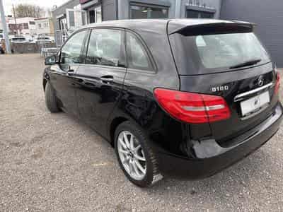 Mercedes B 180 1.8 CDI  AUTO 110CV (2013) - Foto 4