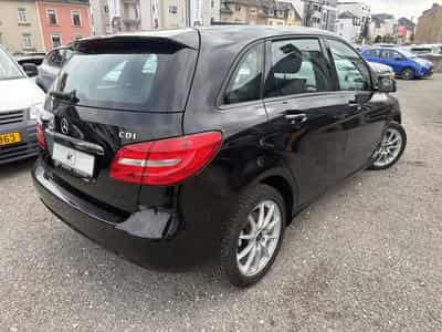 Mercedes B 180 1.8 CDI  AUTO 110CV (2013) - Foto 6