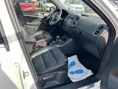 VW Tiguan Tiguan Sport &amp; Style BMT 4Motion *R-Line*Autom.* (2016) - Photo 10