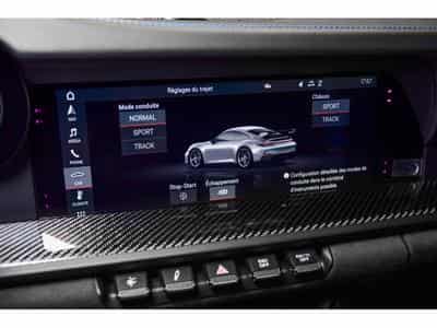 Porsche 911 992.1 GT3 ClubSport PDK (2021) - Photo 10