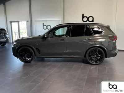BMW X5 (2025) - Photo 3