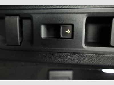 VW Passat Variant 2.0 TDI 142 kW 4Motion R-Line (2026) - Foto 13