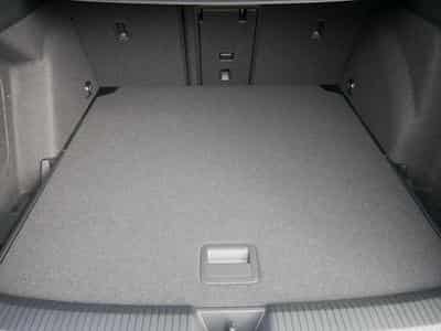 VW Golf Variant R-Line (2026) - Photo 6