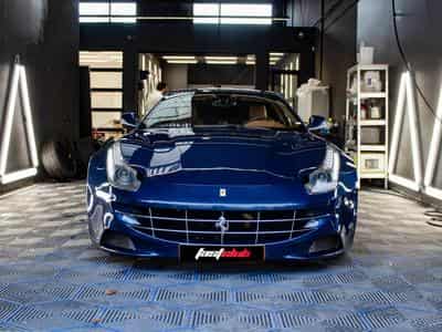 Ferrari FF 6.3 V12 (2011) - Foto 4