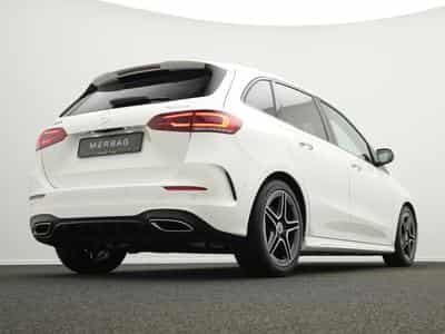 Mercedes B 220 4MATIC AMG-Line Multi+Pano+Kamera+Night (2019) - Foto 11