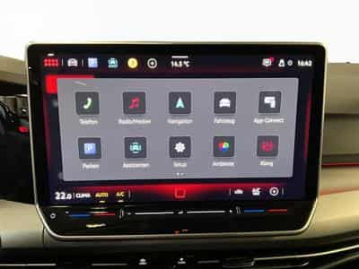 VW Golf Life+DSG+LED+Navi (2024) - Photo 14