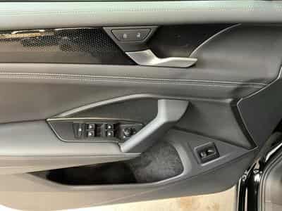 VW Tiguan Life+DSG+P.Design+P.Confort (2025) - Foto 14