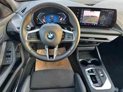 BMW 120 I Pack M / Panoramique / Essence (2025) - Foto 14