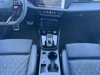 Audi RS3 Facelift 2.5L TFSI QUATTRO / Limousine / Essence (2026) - Photo 13