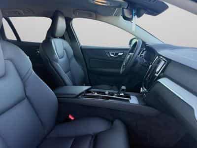 Volvo V60 B4 Plus Dark / Diesel (2023) - Foto 15