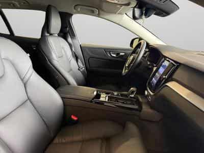 Volvo V60 T6 Plus Dark / Hybride (2025) - Foto 15