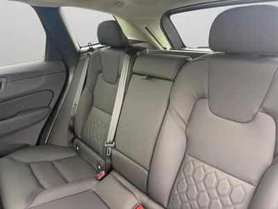 Volvo XC60 Facelift T6 Plus Dark / Hybride (2025) - Foto 13