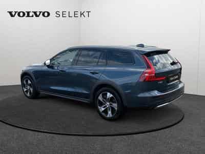 Volvo V60 B5 AWD / Essence (2023) - Foto 5