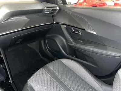 Peugeot 2008 1.2 II HYBRID (2025) - Photo 9