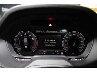 Audi Q2 35 TFSI S Tronic (2024) - Photo 5