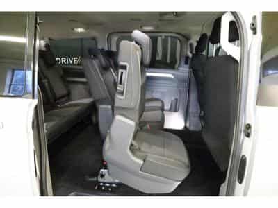 VW T7 Style LONG LR (2026) - Photo 11