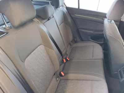 VW Golf Life MOVE 2.0 TDI DSG7 115 CV **4 SAISONS** (2024) - Foto 8