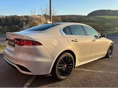 Jaguar XE D200 AWD Aut R-Dynamic SE-JUSQU'A 48 MOIS GARANTIE (2021) - Foto 4