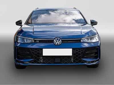 VW Passat (2025) - Photo 2