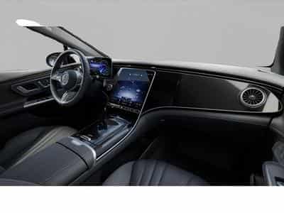 Mercedes EQ (2025) - Photo 4