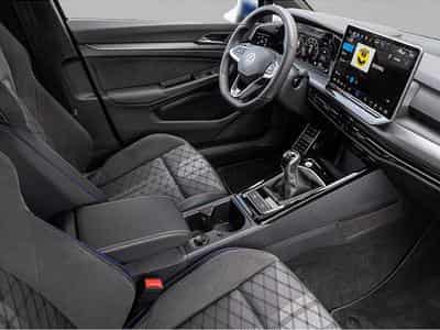 VW Golf (2025) - Photo 6