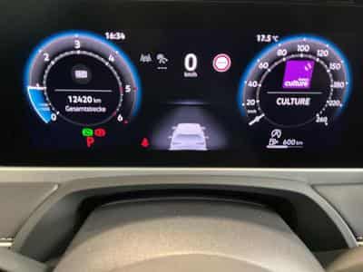 VW Passat Elegance+DSG+AHK+P.Tech.+LED (2025) - Foto 11