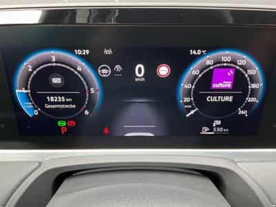 VW Passat Elegance+DSG+Led+Navi+Digi+ (2025) - Foto 11