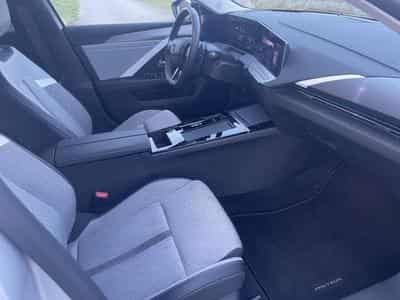 Opel Astra Business Elegance (2023) - Foto 3