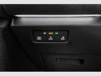 VW Tiguan 2,0 TDI DSG (2025) - Photo 12