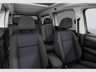 VW Caddy Style (2025) - Photo 5