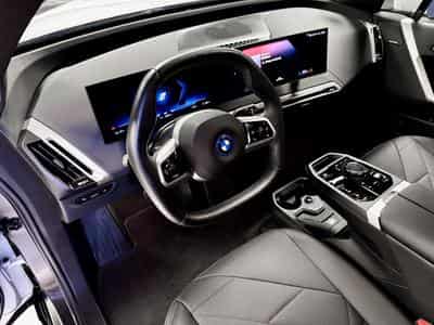 BMW iX 50 xDrive / M SPORT / HK / PANO / 360 (2023) - Photo 11