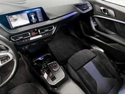 BMW M135 i xDrive AERO / SPORT SEATS / M PERFORMANCE (2022) - Photo 14