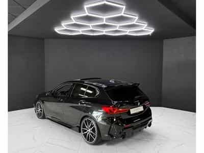 BMW M135 i xDrive AERO / SPORT SEATS / M PERFORMANCE (2022) - Photo 3